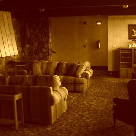 The Burntwood Hotel Thompson Extérieur photo