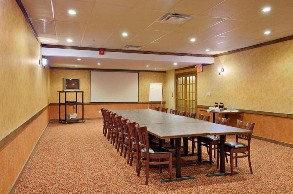 The Burntwood Hotel Thompson Facilités photo